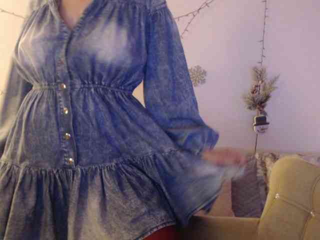 goodSnowQueen webcam