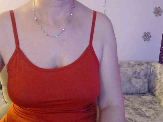 goodSnowQueen webcam