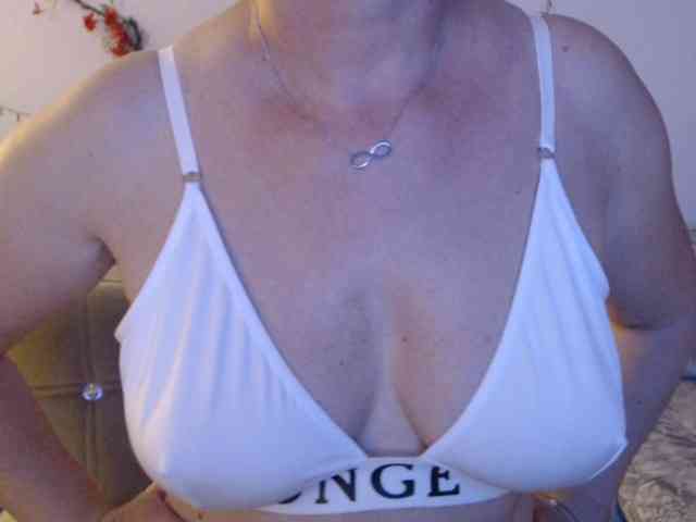 live sex webcam GoodSnowQueen