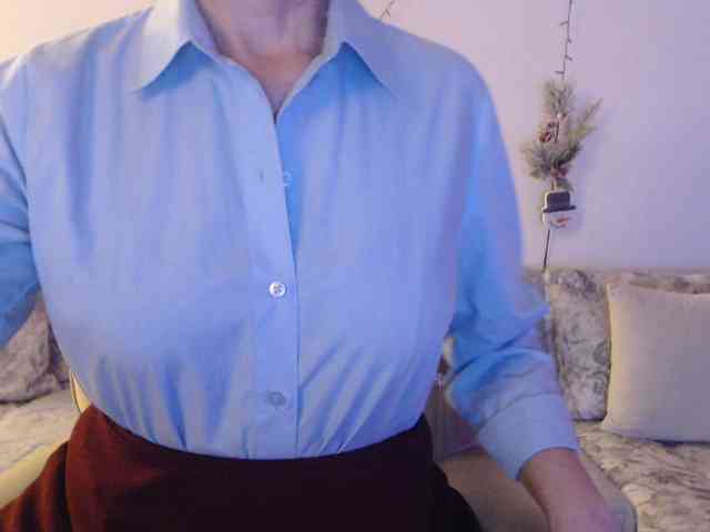 goodSnowQueen webcam