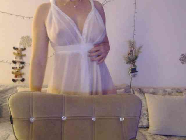 goodSnowQueen webcam