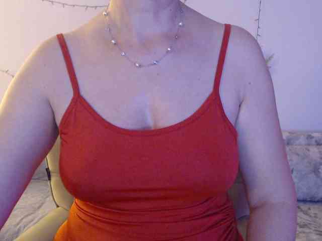 goodSnowQueen webcam