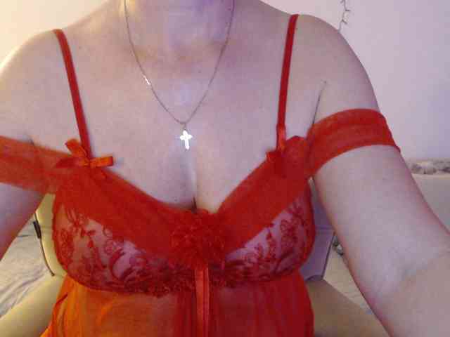 goodSnowQueen goodSnowQueen