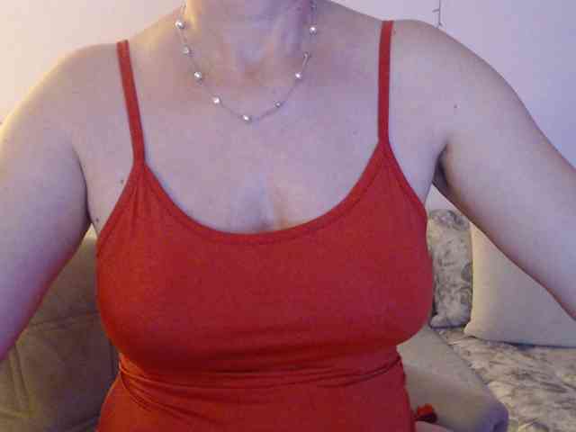 goodSnowQueen webcam