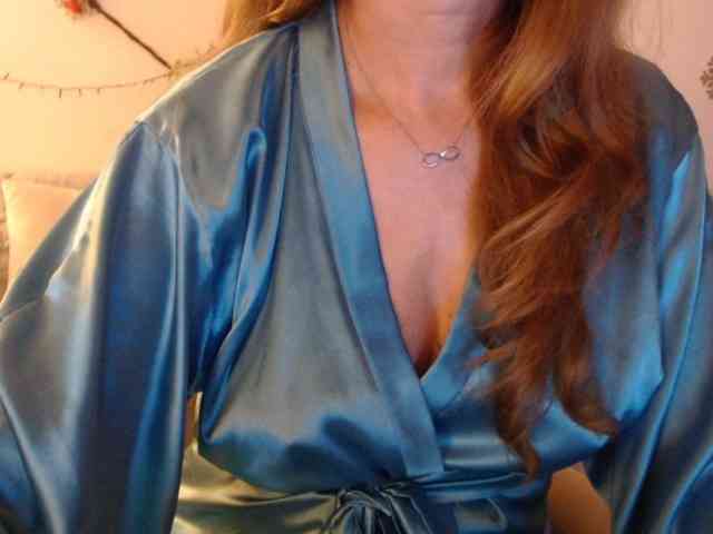 goodSnowQueen webcam