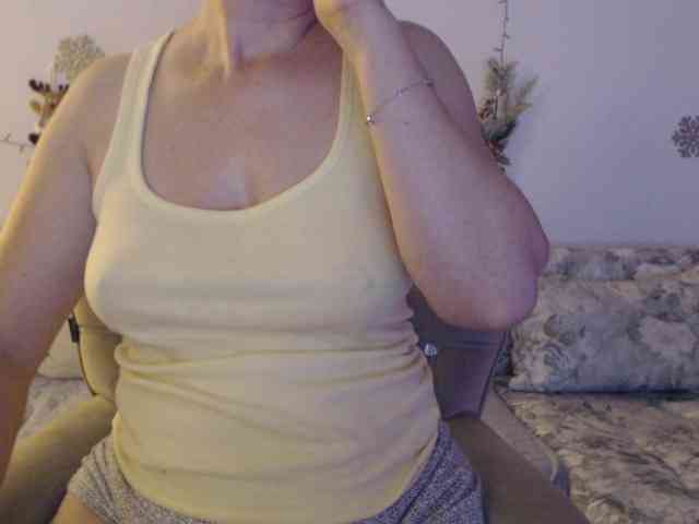 goodSnowQueen goodSnowQueen