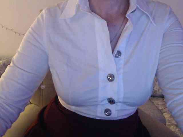 goodSnowQueen webcam