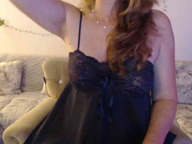 goodSnowQueen webcam