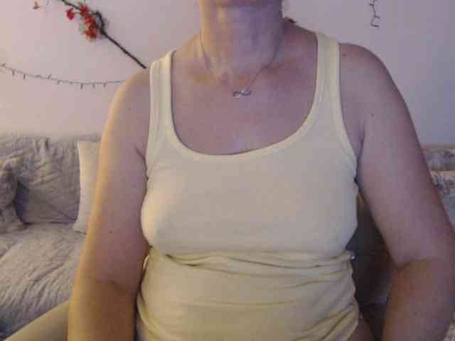 chat live GoodSnowQueen