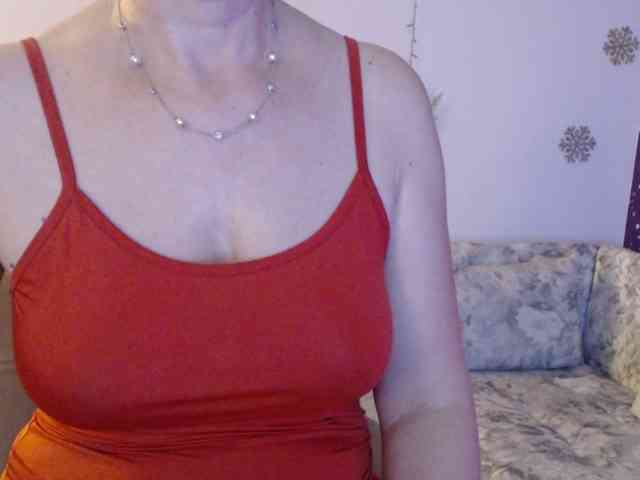 goodSnowQueen webcam