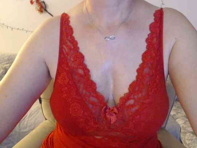 goodSnowQueen webcam