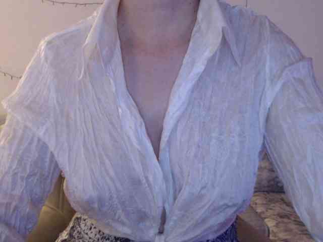 goodSnowQueen webcam