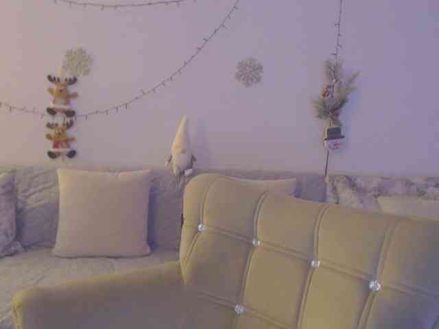 goodSnowQueen goodSnowQueen