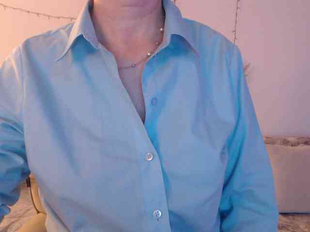 goodSnowQueen webcam