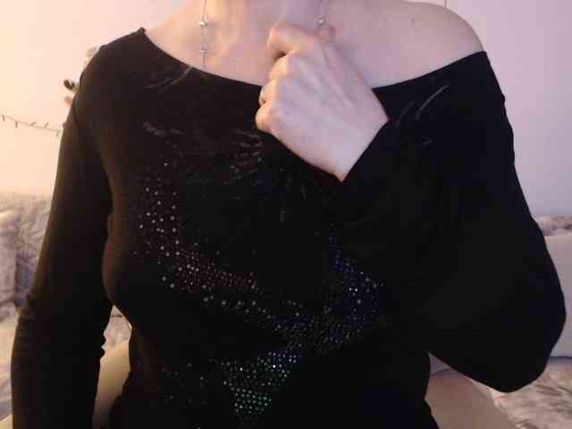 goodSnowQueen webcam