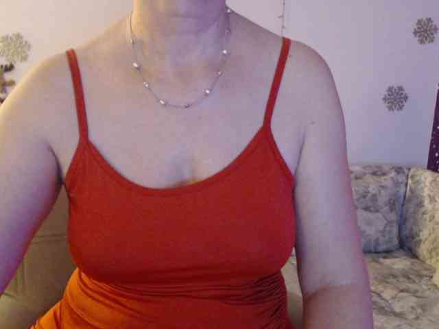 goodSnowQueen webcam