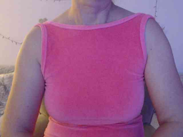 goodSnowQueen goodSnowQueen