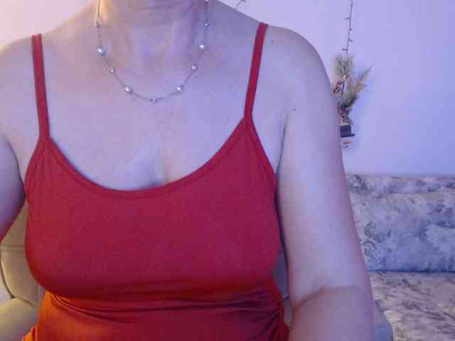 goodSnowQueen webcam