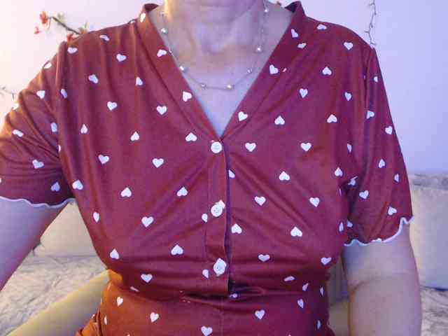 goodSnowQueen webcam