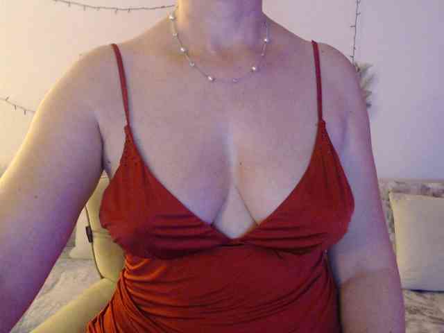 goodSnowQueen goodSnowQueen