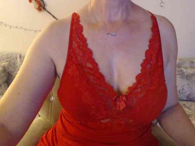 goodSnowQueen webcam