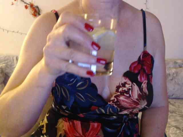 goodSnowQueen webcam