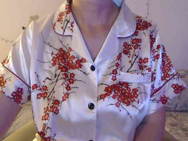 goodSnowQueen webcam