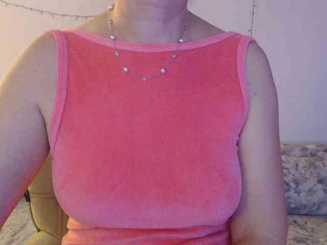 goodSnowQueen goodSnowQueen