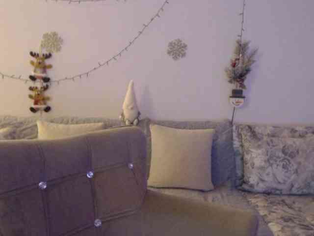 goodSnowQueen goodSnowQueen