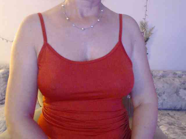 goodSnowQueen webcam