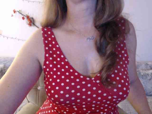 goodSnowQueen webcam