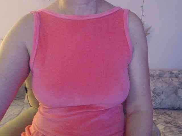 goodSnowQueen webcam