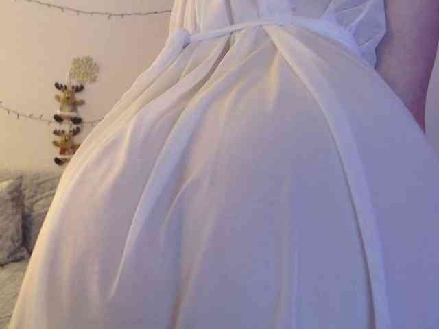 goodSnowQueen webcam