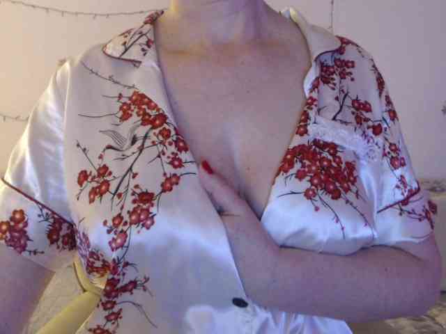 goodSnowQueen goodSnowQueen