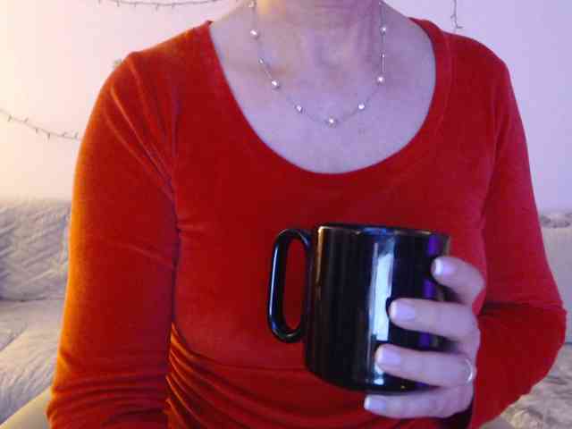 goodSnowQueen webcam