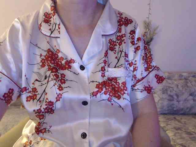 goodSnowQueen webcam