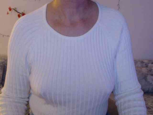 goodSnowQueen webcam