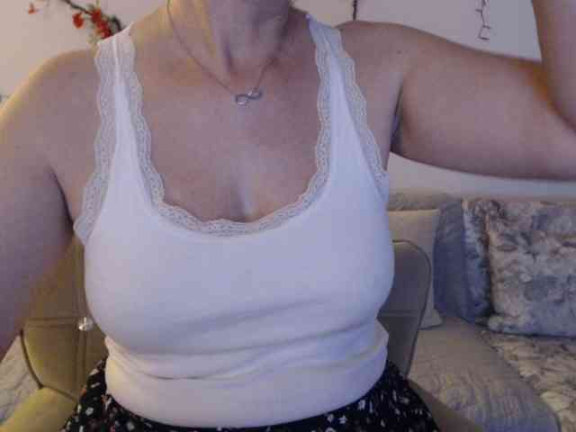 free camsex GoodSnowQueen