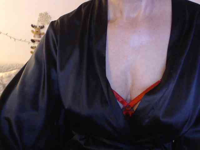 goodSnowQueen goodSnowQueen