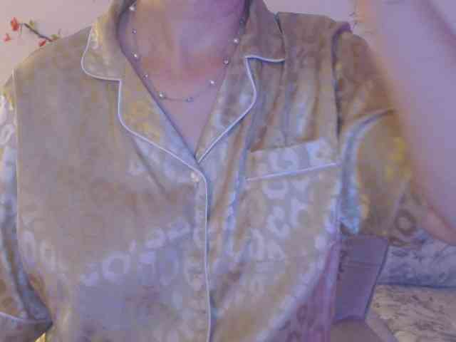 goodSnowQueen webcam