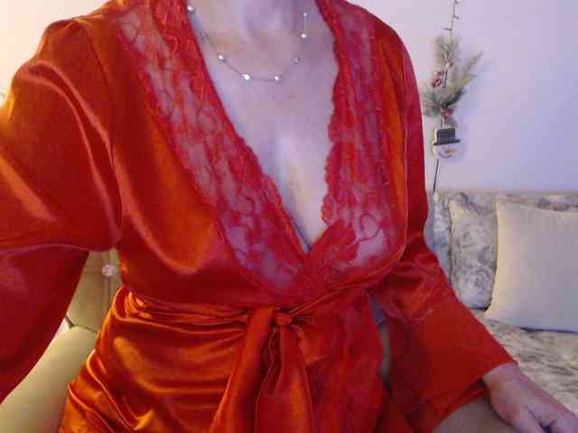 goodSnowQueen webcam