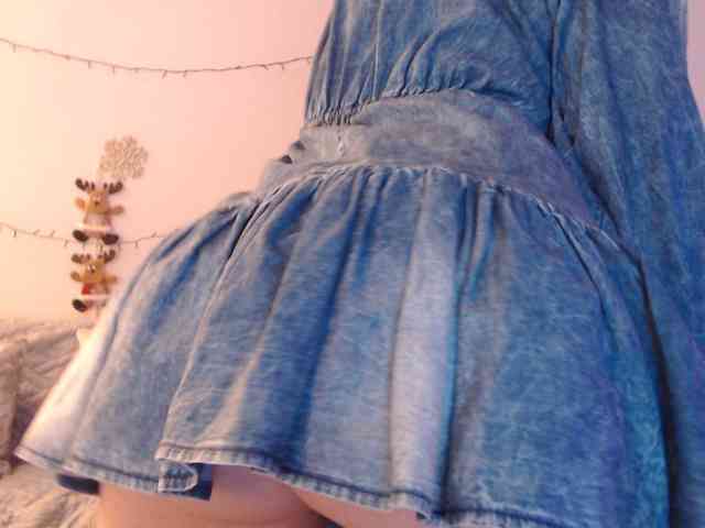 goodSnowQueen webcam