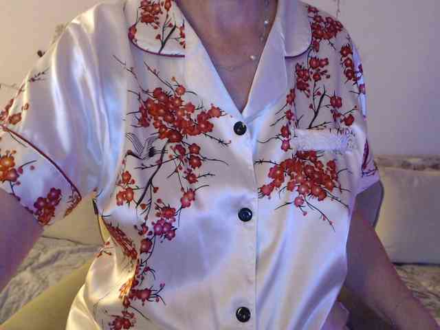 goodSnowQueen goodSnowQueen