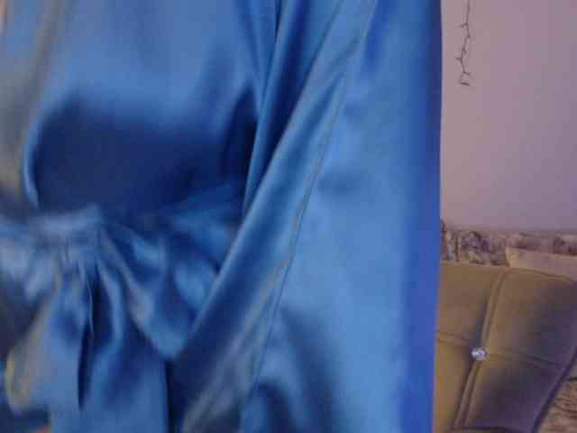 goodSnowQueen webcam