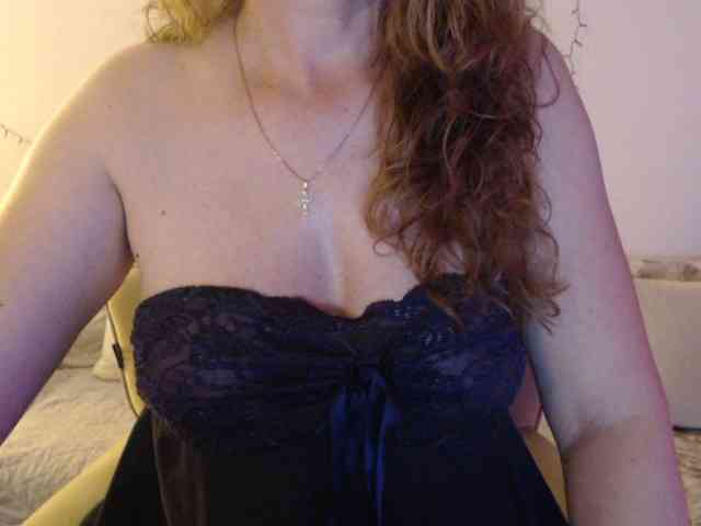 goodSnowQueen webcam