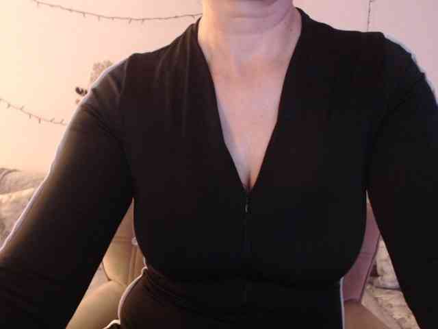 goodSnowQueen webcam