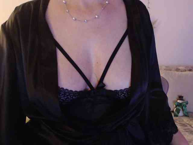 goodSnowQueen webcam