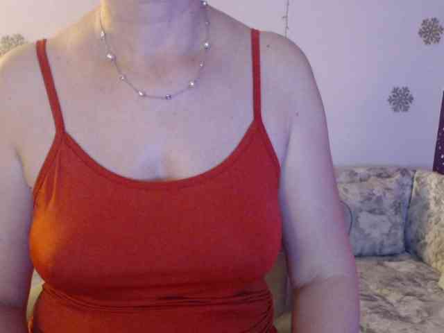 goodSnowQueen webcam