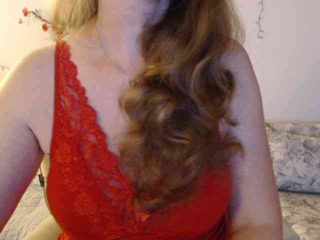 goodSnowQueen webcam