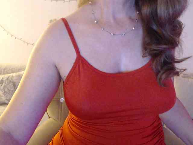 goodSnowQueen webcam